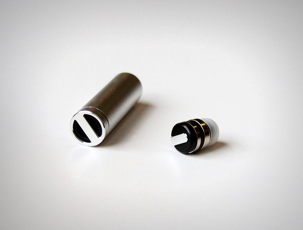 bullet_earphone_2