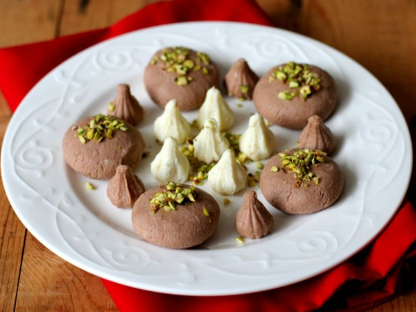 Chocolate sandesh