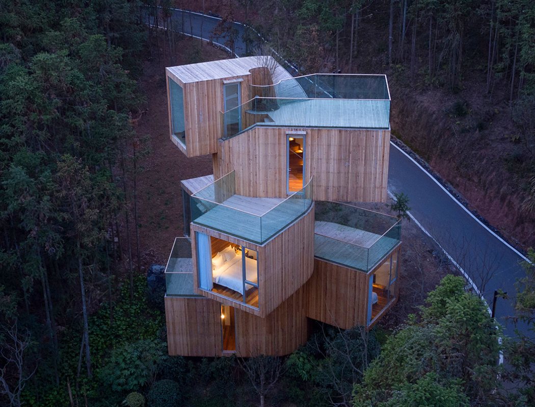 qiyun_mountain_tree_house