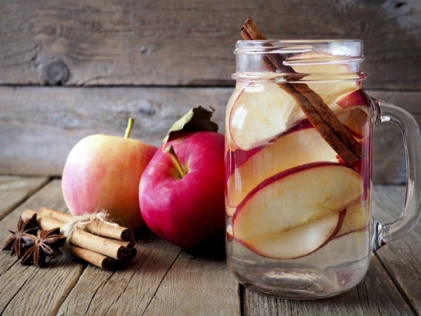 4 Amazing Infused Water Recipes And Their Benefits