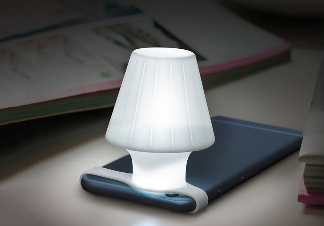 travelamp_phone_lamp_2