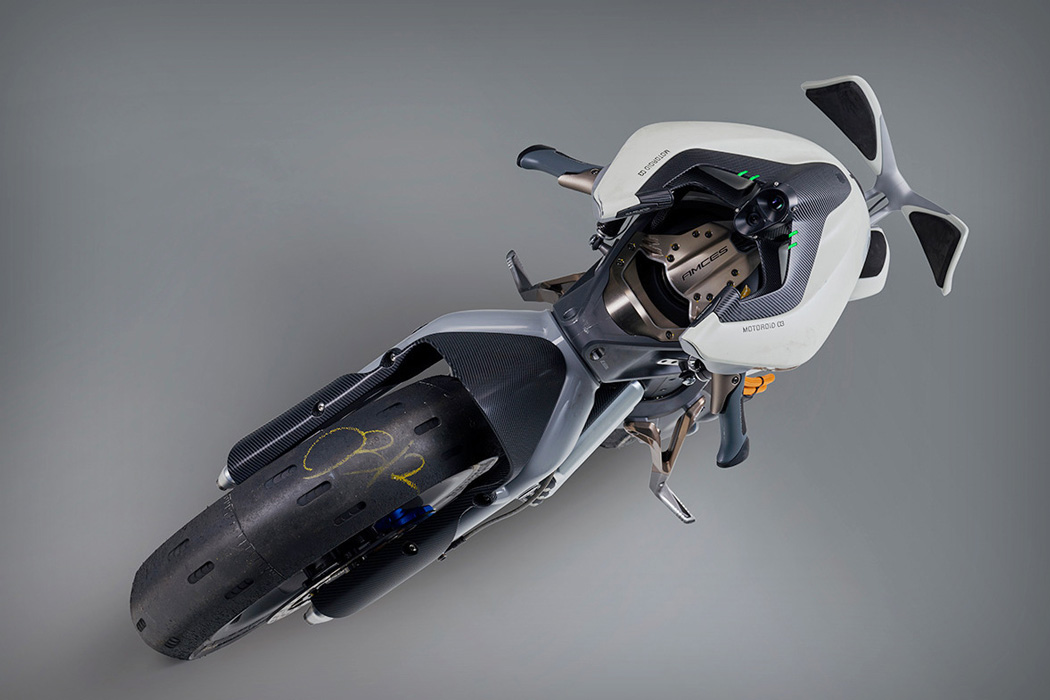 yamaha_motoroid_02