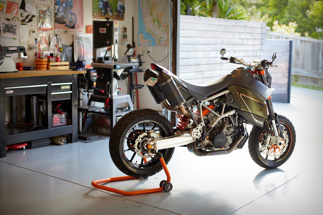 ktm_950_custom_02