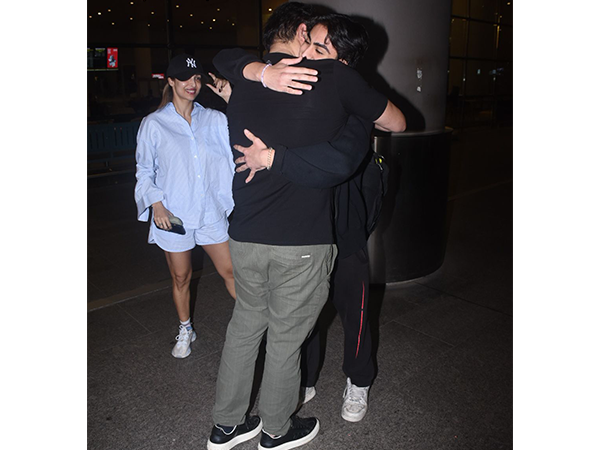 Malaika Arora and Arbaaz Khan with son Arhaan at airport