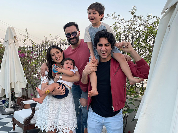 Saif Ali Khan with Amrita Singh and Kareena Kapoor’s kids