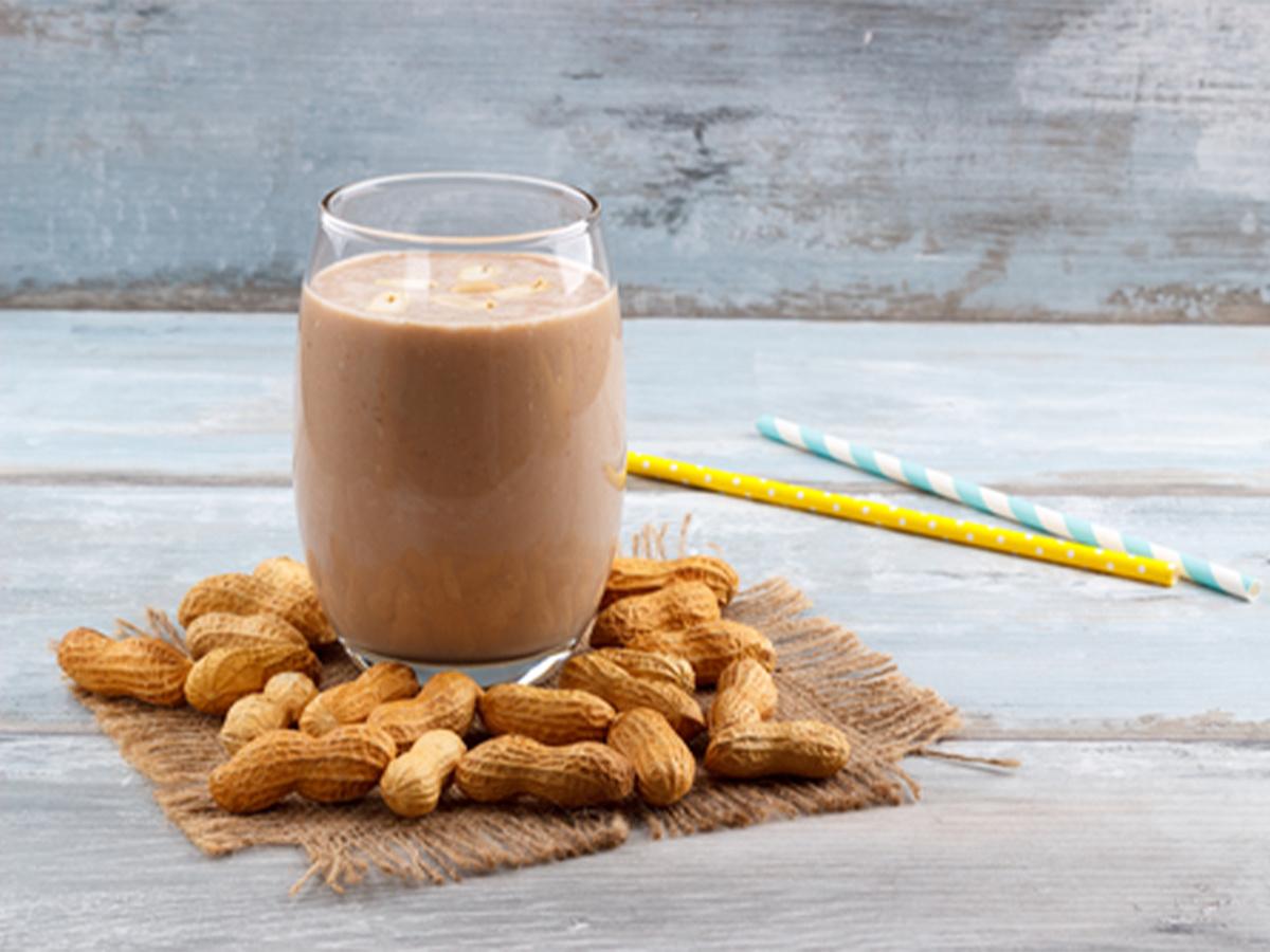 Peanut butter smoothie recipe for power-packed workout,