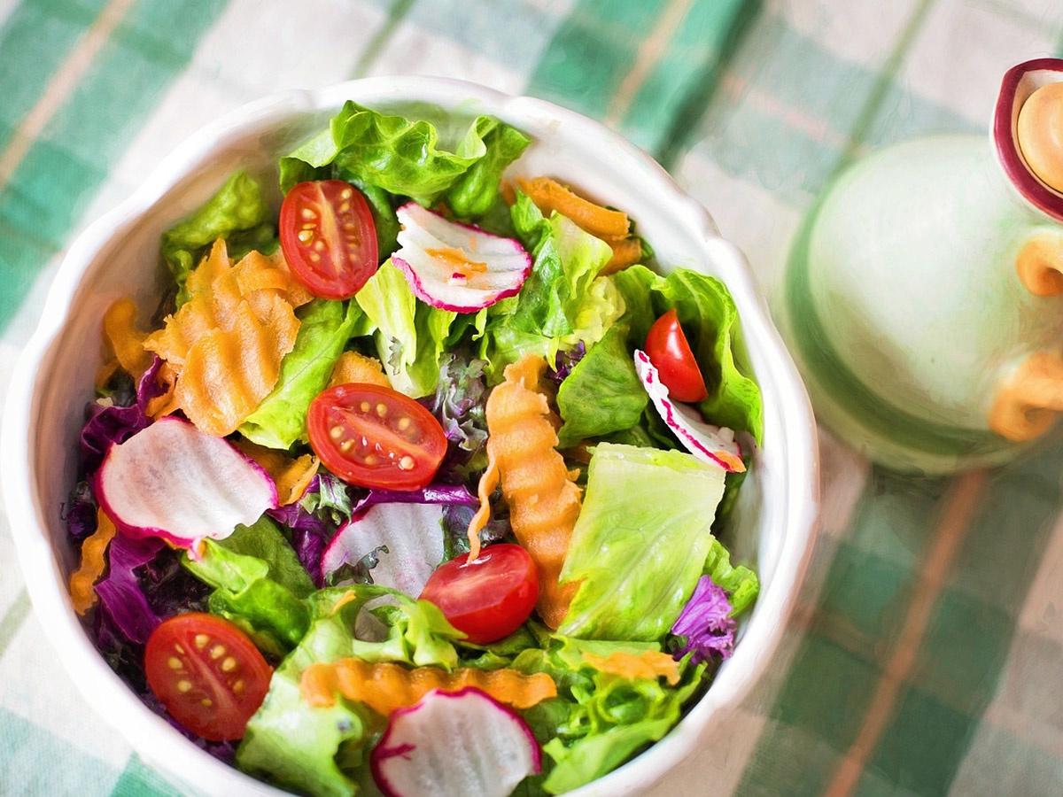 Eat green, leafy vegetables for brain health